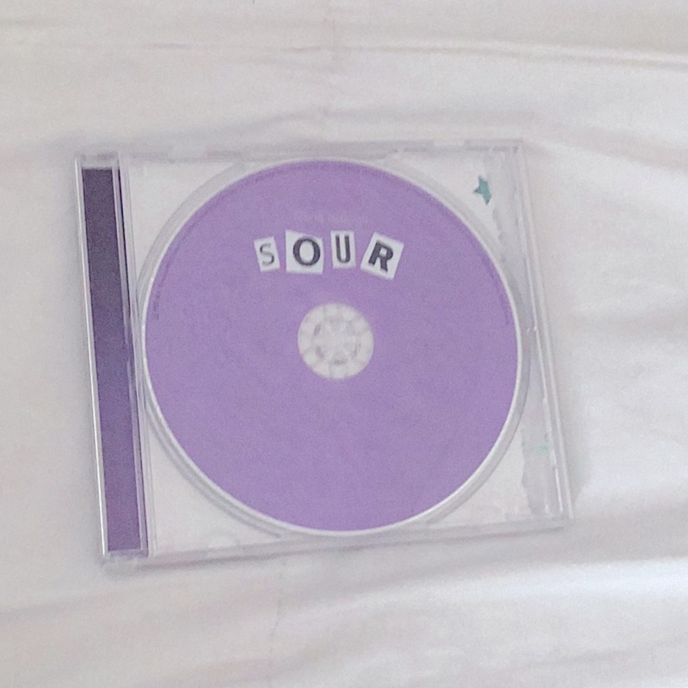 💜Oliva Rodrigo CD💜